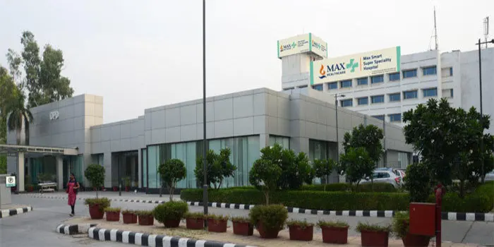 Max Institute Of Cancer Care In New Delhi